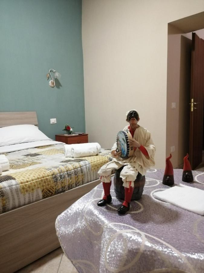 Отель San Gaetano Bed Неаполь Экстерьер фото
