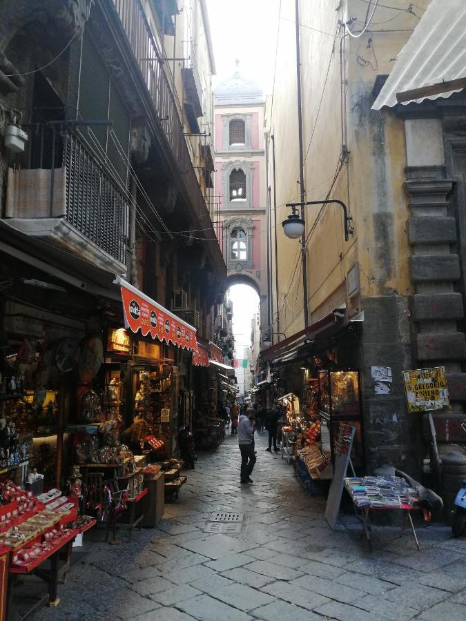 Отель San Gaetano Bed Неаполь Экстерьер фото