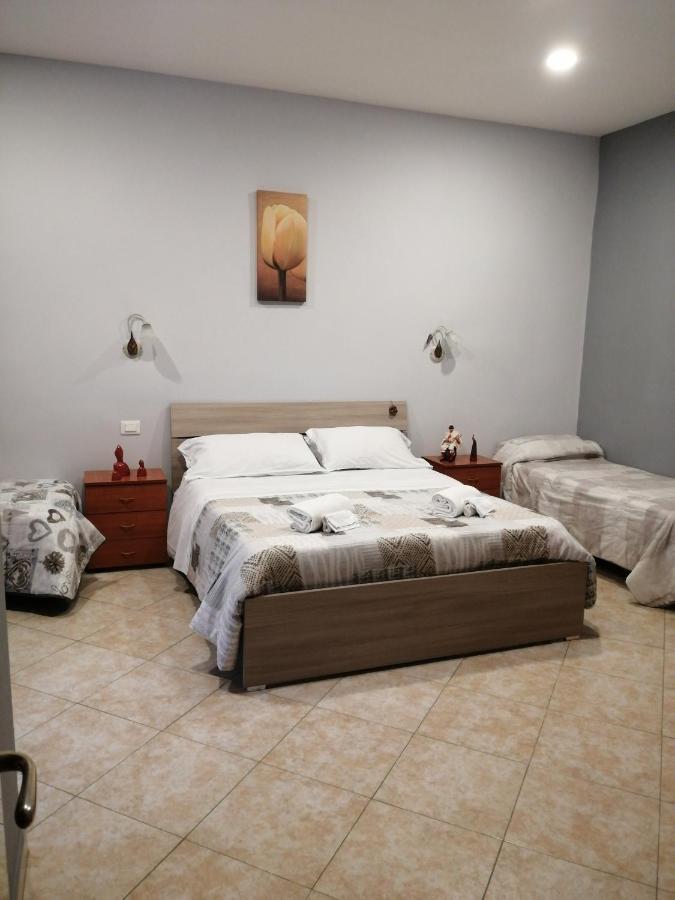 Отель San Gaetano Bed Неаполь Экстерьер фото